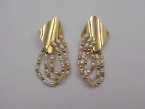 14K GOLD FRESHWATER PEARL TRIANGULAR DANGLE EARRINGS UNUSUAL DESIGN (384) - Picture 1 of 2