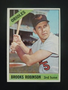 Tarjeta de béisbol 1966 Topps #390 Brooks Robinson (en muy buen estado) Bargin Bin - Imagen 1 de 2