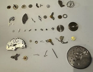 Landeron 48-51 - 40 Ricambi Assortiti Usati Spare Parts Used Great Condition - Foto 1 di 1