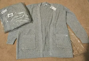 Nuevo con etiquetas Hollister Slouchy Cárdigan Suéter Gris M o L - Imagen 1 de 2