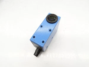 SICK LUT8U-11321 SENSOR - Picture 1 of 4