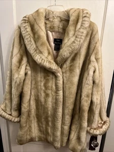 Dennis Basso Faux Fur Tan Coat Size 1X - Picture 1 of 12