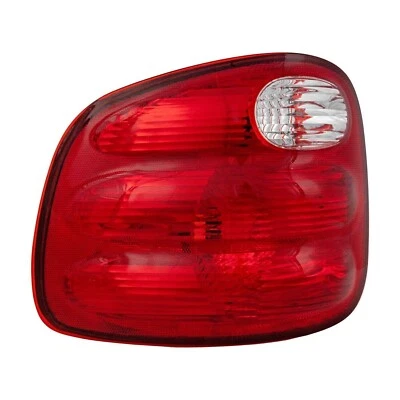 Luz trasera para Ford F-150 2000-2003 y 97 F-250 y 04 F-150 Heritage lado del conductor Foto 1 de 4