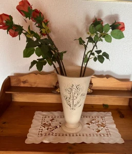 Weiß lackierte Blechvase Blumenvase Trockengesteck 33cm hoch 20cm Durchmesser - Bild 1 von 4