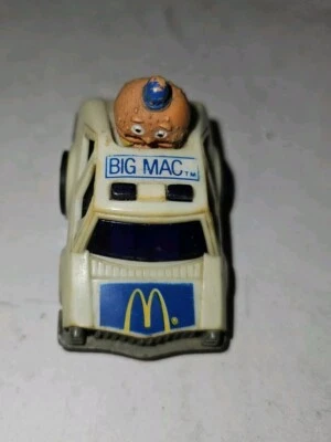 1984 ERTL MCDONALD'S FRICTION CARS OFICIAL BIG MAC BRANCO FUNDIDO 2" CARRO DE POLÍCIA  - Imagem 1 de 4