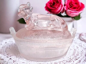 Pink Glass 2 Pc Cow on Hay Basket Nest Candy Dish Trinket Box 4.25" H x 5.25" L - Picture 1 of 15