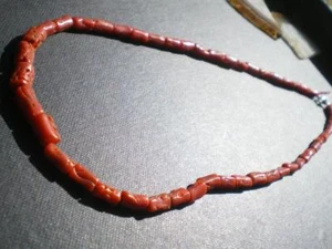 1 seltene rosa lachs alte Koralle Perlen & handgefertigte Silber Verschluss Halskette (Jemen) 18. - Bild 1 von 1