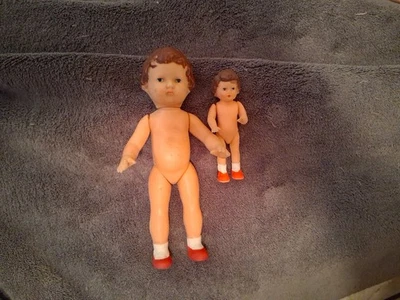 2 ANCIENNES POUPEES ARI  EN CAOUTCHOUC SOUPLE - Photo 1/3