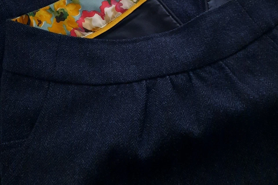 Joules Pure Wool Herringbone Tweed Pevensey Skirt Size 10 Navy Blue - Image 1 of 3