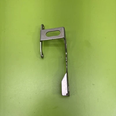 Aprilia Dorsoduro Shiver 750 SL750 900 2009 soporte de montaje de placa de motor - 856079 Foto 1 de 4