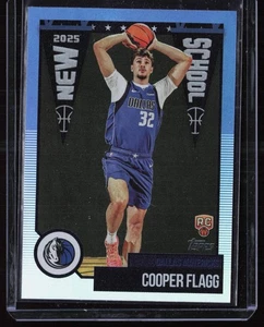 2025 Topps Cooper Flagg New School Rookie Foil Insert Dallas Mavericks - Bild 1 von 2