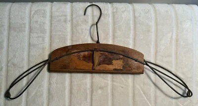 Terno antigo Belmar de madeira/metal e suporte de saia/cabide de casaco, Belmar Co 1900s - Imagem 1 de 3