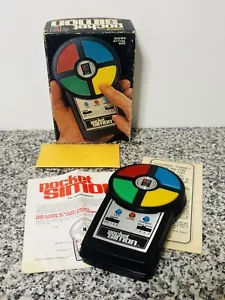 Vintage 1980 POCKET SIMON Milton Bradley Retro Electronic Game w/ Original BOX - Picture 1 of 8