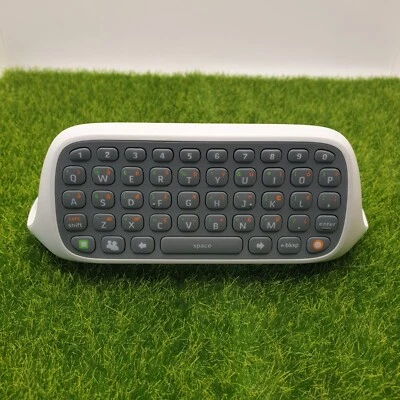 Official Xbox 360 Controller Keyboard/Chat Pad White - Image 1 of 4