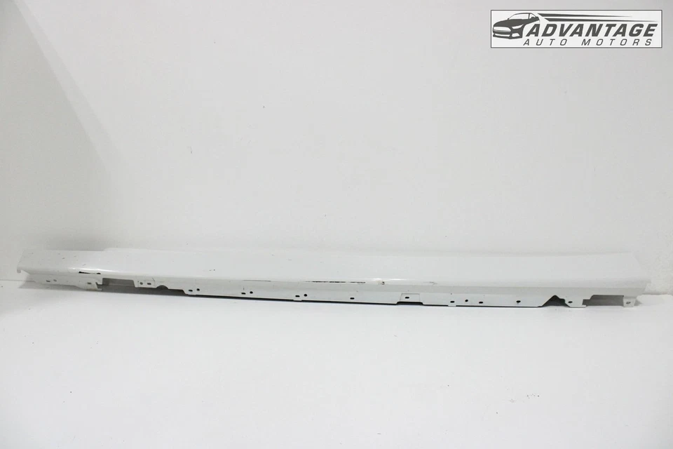 BMW 328I GT XDRIVE 2014-16 FALDÓN LADO DEL CONDUCTOR IZQUIERDO PANEL BASCULANTE CUBIERTA MOLDEADA OEM Foto 1 de 4