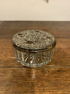 Vintage Schmuckschatulle mit Glasdeckel - Bild 1 von 6