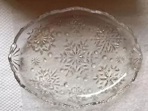 Mikasa Glas Schneeflocke Süßigkeitenschale Teller Weihnachten Silvester - Bild 1 von 5