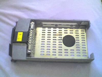 Hewlett Packard Type 289255-002 Ultra 320 SCSI Hard Drive Server Caddy ( EMPTY ) - Image 1 of 4