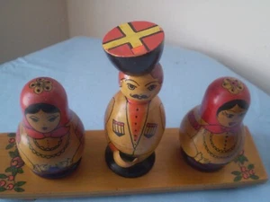 Russian three pieces nesting dolls dolls Chef's Solies With stand - Picture 1 of 12