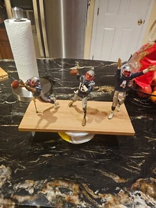 MCFARLANE NFL 2005 NE PATRIOTS DISPLAY TOM BRADY & CUSTOM TROY BROWN AND ADAM V. - Picture 1 of 11