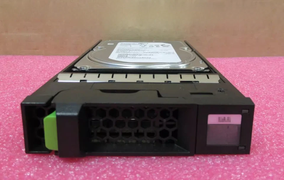 Fujitsu CA08226-E456 8TB 7.2k SAS 3.5" Dx S4 Hard Drive - Image 1 of 1