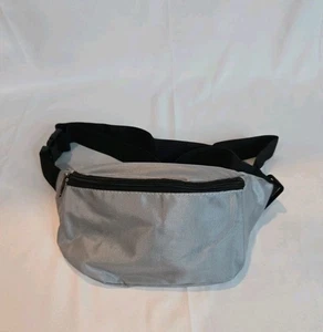 Unbranded Unisex One Pocket Gray Belt Bag, Fanny Pack - Picture 1 of 4