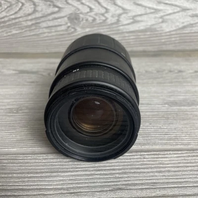 Sigma 70-300mm 1:4-5.6 DL Macro Super Lens for Canon READ - Image 1 of 4