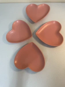 Schöne 4 Herz Salat/Bonbon rosa Teller - Bild 1 von 6