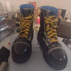 Women's Diesel Leather Combat Boots Size 6 - Picture 1 of 14