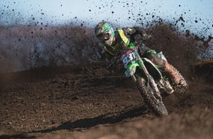 Fotomural-TEJIDO-MOTOCROSS-(8303S)-Pared-Papel pintado-a medida-deporte motor carreras XXL - Imagen 1 de 2