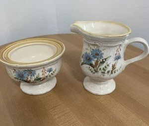 Mikasa Blue Daisies Creamer and Sugar Bowl (No Lid)/Japan - Picture 1 of 3
