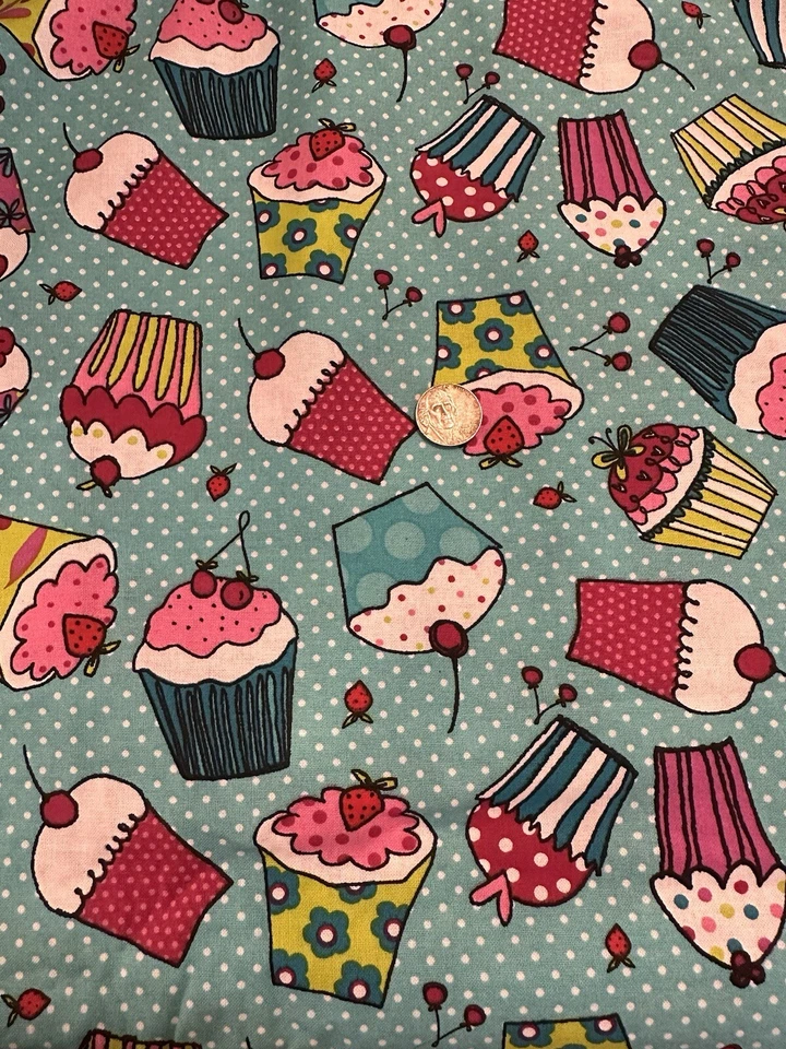 Tela para cupcakes y lunares 1 1/2 yardas Foto 1 de 1