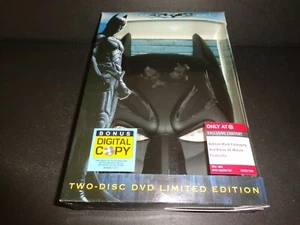 THE DARK KNIGHT-Target Exclusive Ltd Edition 2 disc set w/BATMAN MASK CASE--DVD - Picture 1 of 12