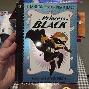 The Princess in Black - Paperback By Hale, Shannon 2015 1st Edition Like New - Picture 1 of 15