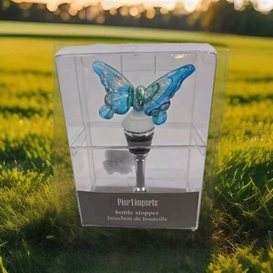 Neu in Verpackung Pier 1 Import Flaschenverschluss Glas Schmetterling blau silber gold Wohndeko - Bild 1 von 7