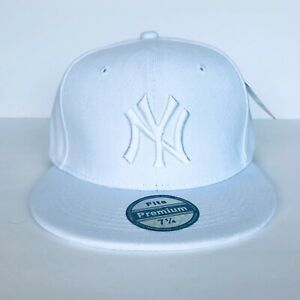 NEW Mens New York Yankees Baseball Cap Fitted Hat Multi Size White