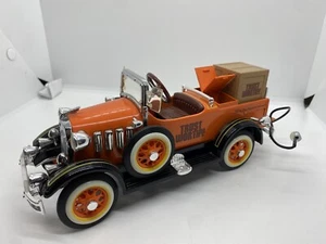 LASALLE PAKET TRETAUTO LKW DRUCKGUSS VERTRAUENSWÜRDIGE HARDWARE 1/8 KRONE PREMIUMS - Bild 1 von 10