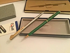 Parker Insignia Pen & Quill Presentation Pen Green and Silver - Picture 1 of 4