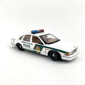 UT Models Chevrolet Caprice Metro Dade Police Car 1/18 Diecast - Picture 1 of 11