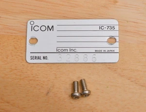 TARGA/ETICHETTA ID ICOM IC-735 COME NUOVA CON NUMERO DI SERIE 32886 - Foto 1 di 1