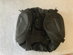 oakley duffle bag large. SKU 2299 - Bild 1 von 2