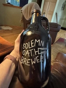 Solemn Oath Brewery 64 oz 1/2 Gallon Brown Glass Growler Naperville, IL - Picture 1 of 4