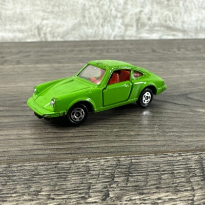 TOMICA Nº F3 PORSCHE 911S ESCALA 1:61 VERDE CON ROJO INTERIOR HECHO EN JAPÓN BONITO Foto 1 de 4