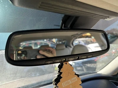 Espejo retrovisor con atenuación automática sin brújula se adapta a 10-16 ROGUE 1337898 Foto 1 de 4