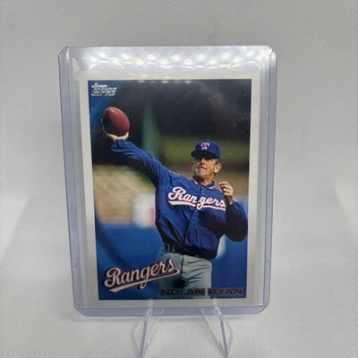 2010 Topps Nolan Ryan *RARE SP Legend Variation* Throwing Football HOF #615 - Image 1 of 2