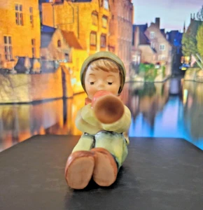 Goebel Hummel "Sound the Trumpet" Vintage Porcelain Figurine - Picture 1 of 7