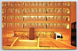 Interior of Lyndon B. Johnson Library in Austin Texas TX Postcard - Picture 1 of 3