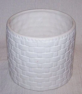 "WOVEN BASKET" Planter Flower Pot Wooden Weave Design Round Plaster PL13 *NEW* - Picture 1 of 2