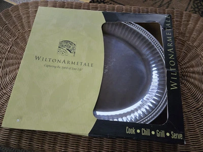 NIB Flutes & Pearls Large Oval Tray by Wilton Armetale #272054 & Polishing Kit - Image 1 of 4