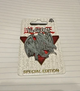 Pin Club Yugioh Blue-Eyes ultimateDragon Special Edition NEW *RARE* - Picture 1 of 6